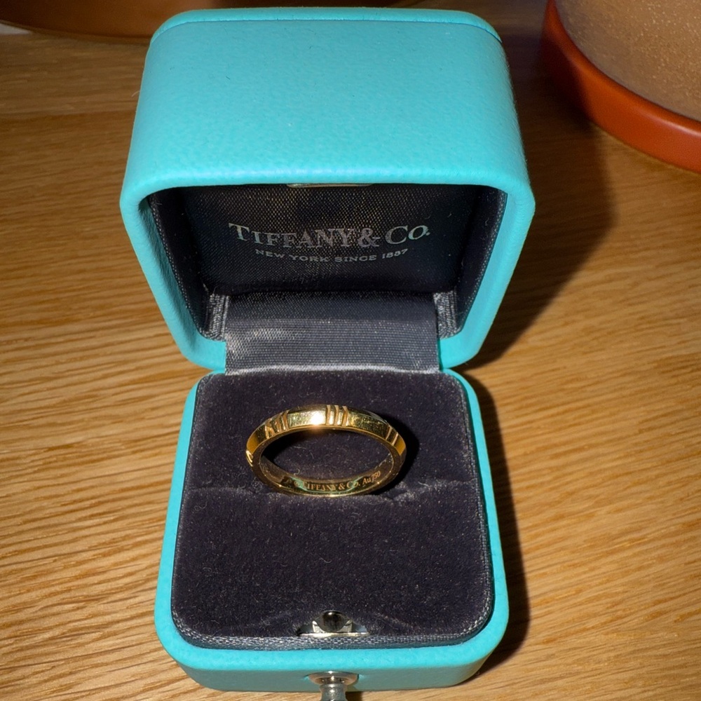 Tiffany & Co. Gold Atlas Band Ring Authentic 18k Gold Atlas X Narrow 6.5 RARE